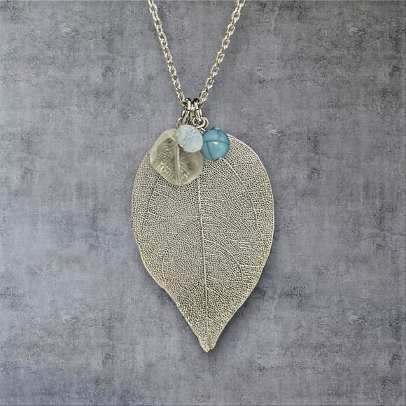 Express Openwork Filigree Leaf Pendant 34" Necklace Silver Tone Chain Beaded - Picture 10 of 10